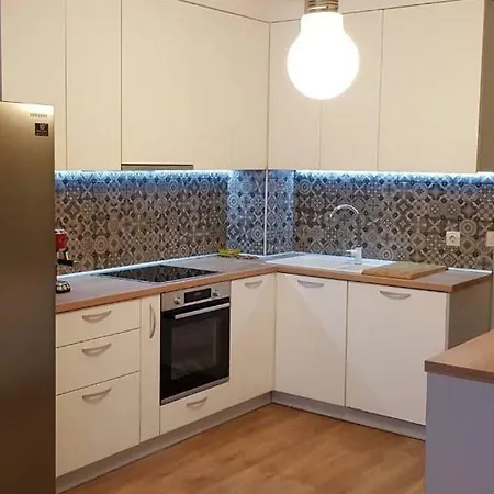 Апартаменты Luxury In Center 2 *